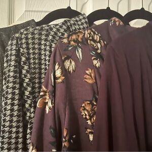 Four I.N. Studio cowl neck tops 1X